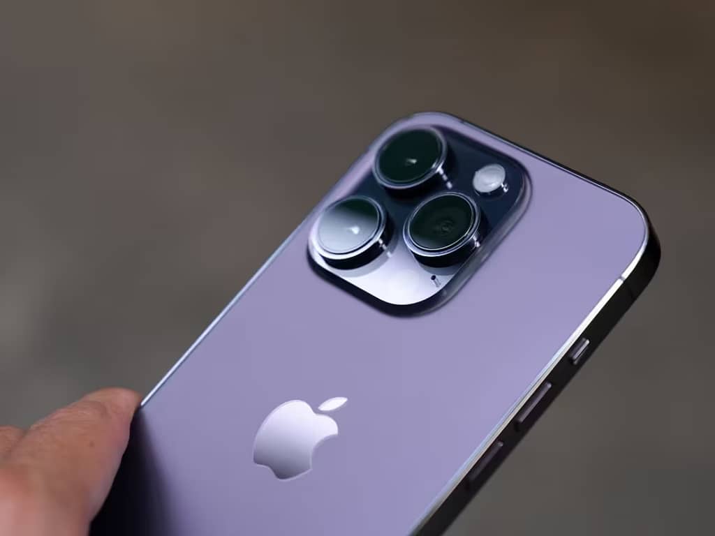 Forget Megapixels! The iPhone 16 Pro Max's SECRET Weapon is Here